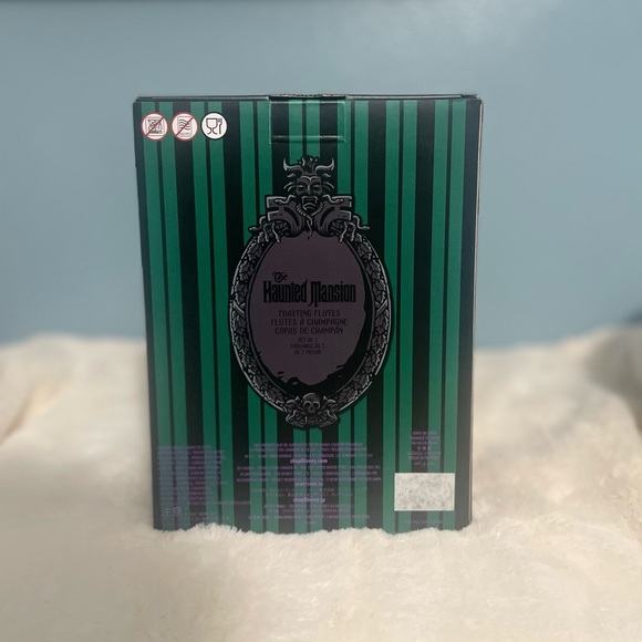 NEW Haunted Mansion’s Toasting Flutes 🥂 - Picture 2 of 5